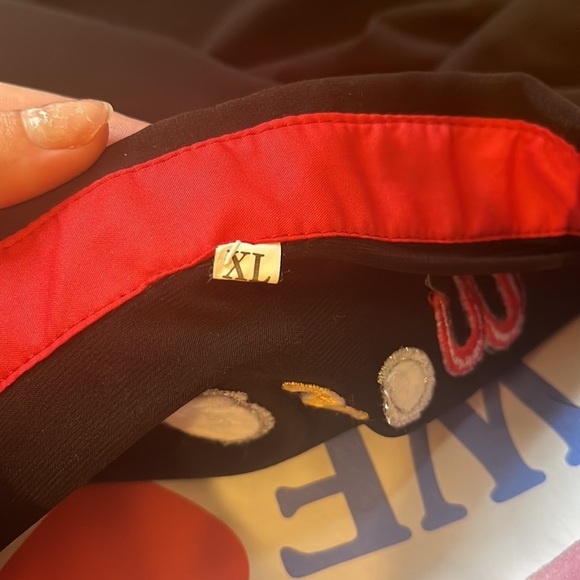 Woman’s Collared Top Size XL - Picture 5 of 6